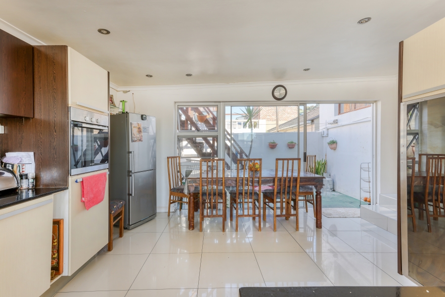 6 Bedroom Property for Sale in Bo Kaap Western Cape